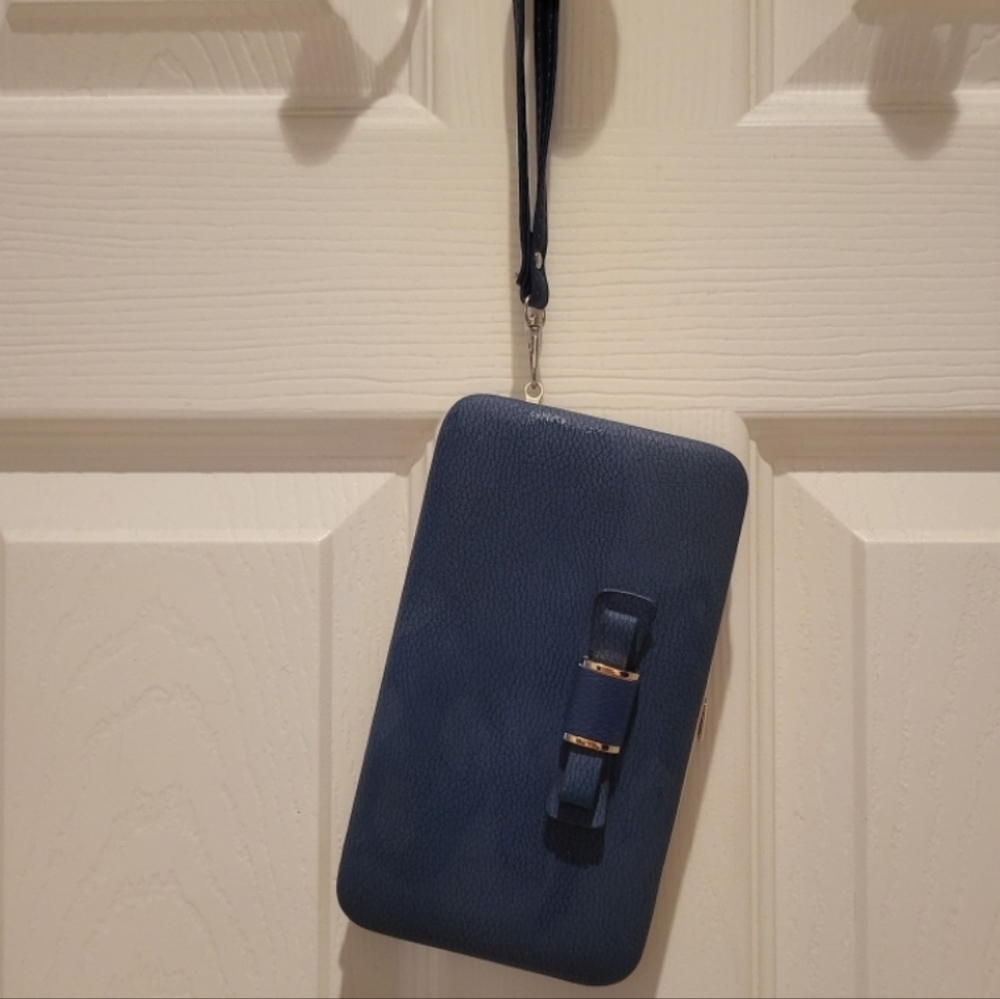 Wristlet